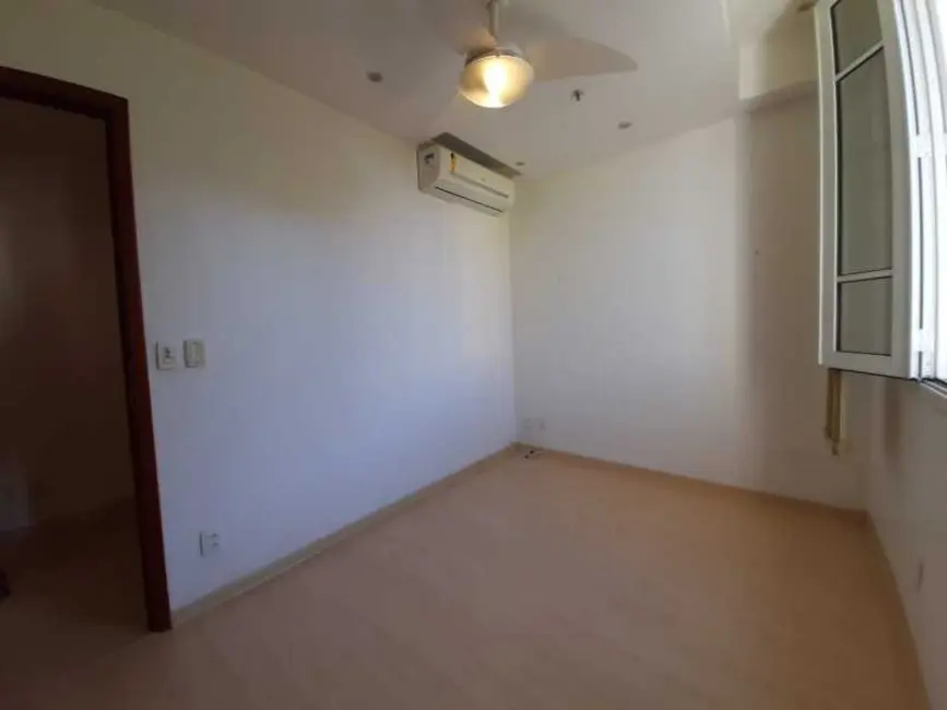 Sala Comercial à venda, 27m2 em Rio De Janeiro - RJ - imagem 3 Foto 3 de Sala Comercial à venda, 27m2 em Rio De Janeiro - RJ
