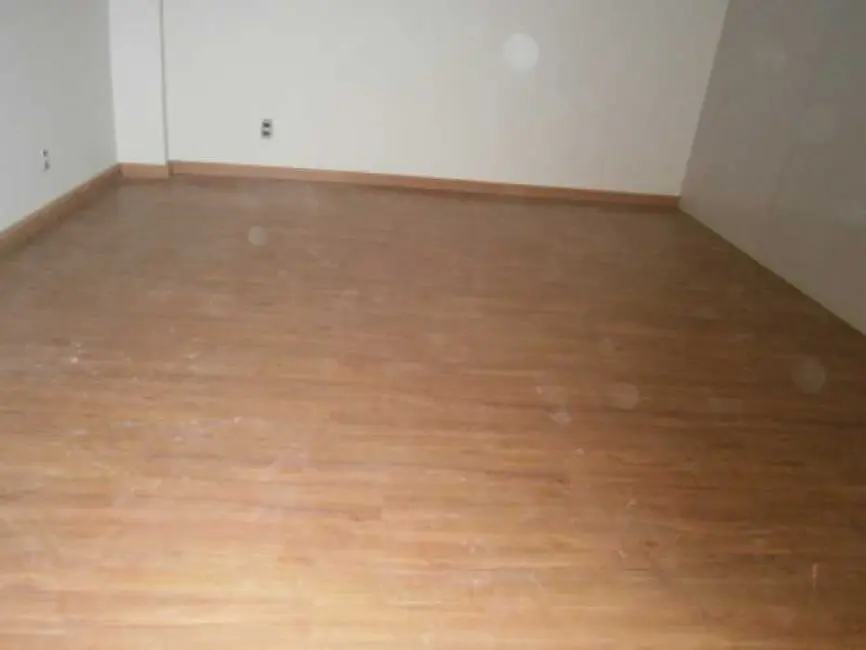 Sala Comercial para alugar, 38m2 em Rio De Janeiro - RJ - imagem 6 Foto 6 de Sala Comercial para alugar, 38m2 em Rio De Janeiro - RJ