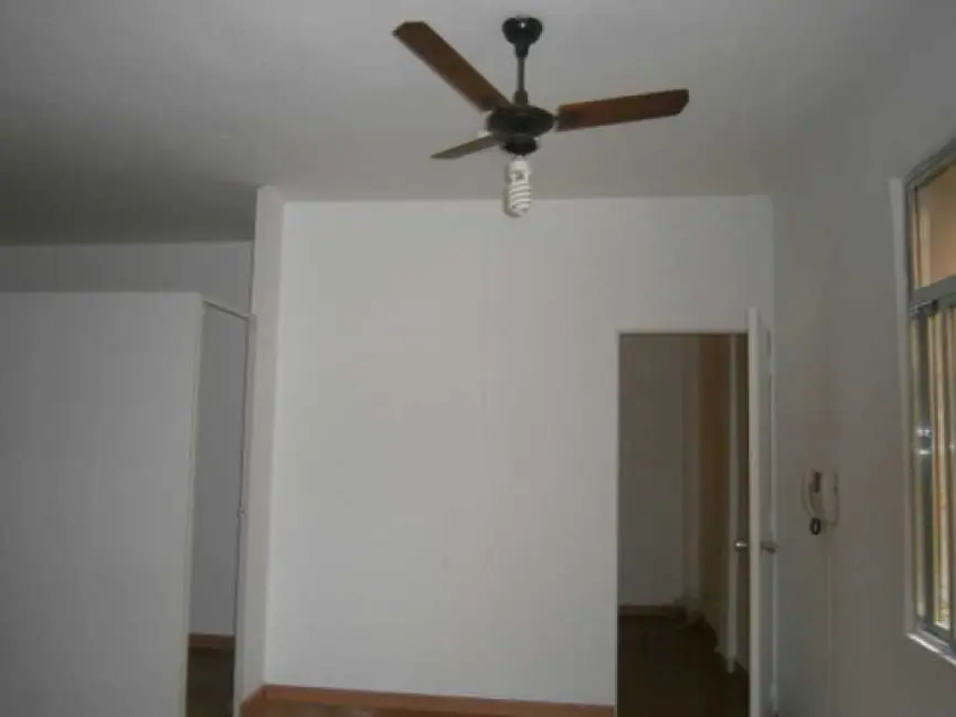 Sala Comercial para alugar, 38m2 em Rio De Janeiro - RJ - imagem 9 Foto 9 de Sala Comercial para alugar, 38m2 em Rio De Janeiro - RJ