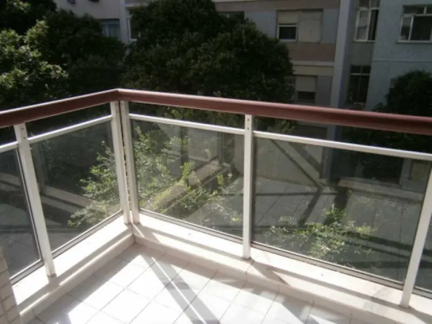Apartamento com 2 quartos para alugar, 84m2 em Rio De Janeiro - RJ - imagem 4 Foto 4 de Apartamento com 2 quartos para alugar, 84m2 em Rio De Janeiro - RJ