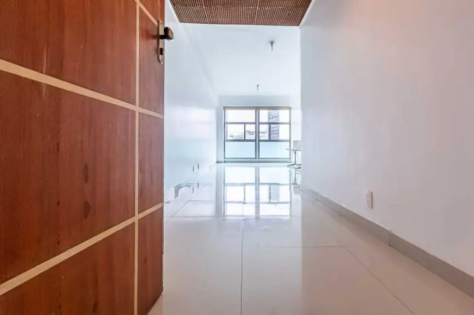 Sala Comercial à venda, 33m2 em Rio De Janeiro - RJ - imagem 5 Foto 5 de Sala Comercial à venda, 33m2 em Rio De Janeiro - RJ