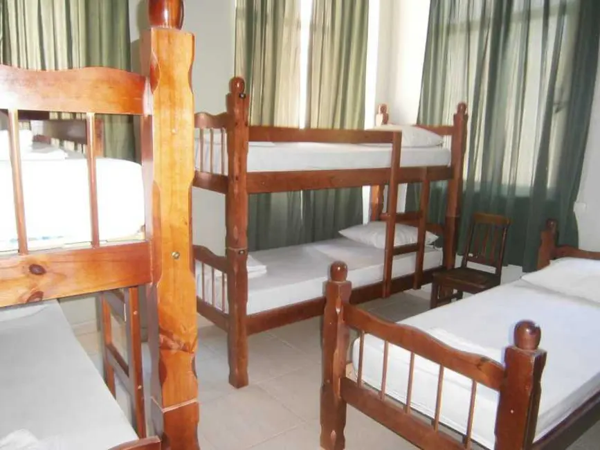 Foto 17 de Casa com 8 quartos para alugar, 350m2 em Rio De Janeiro - RJ