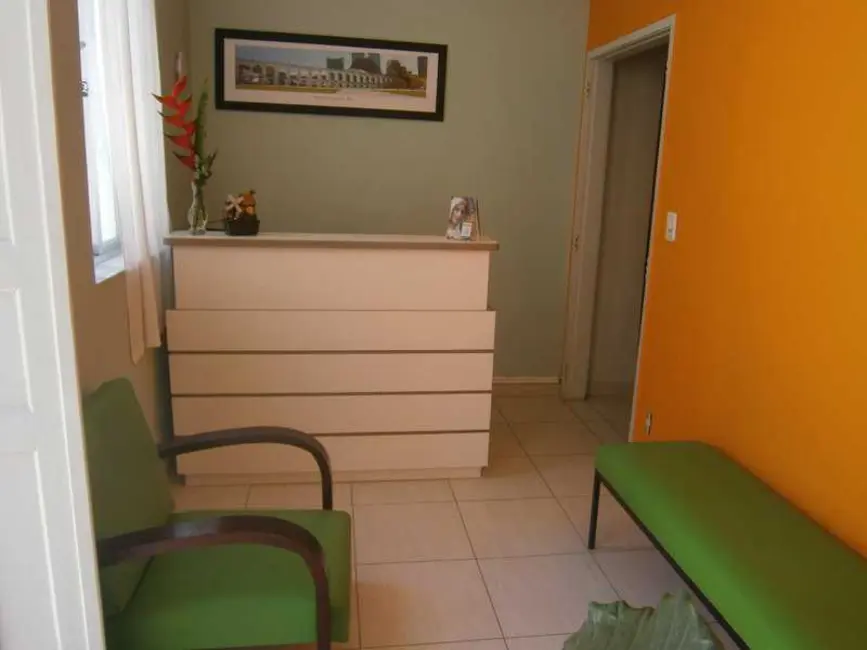 Foto 1 de Casa Comercial com 8 quartos para alugar, 350m2 em Rio De Janeiro - RJ