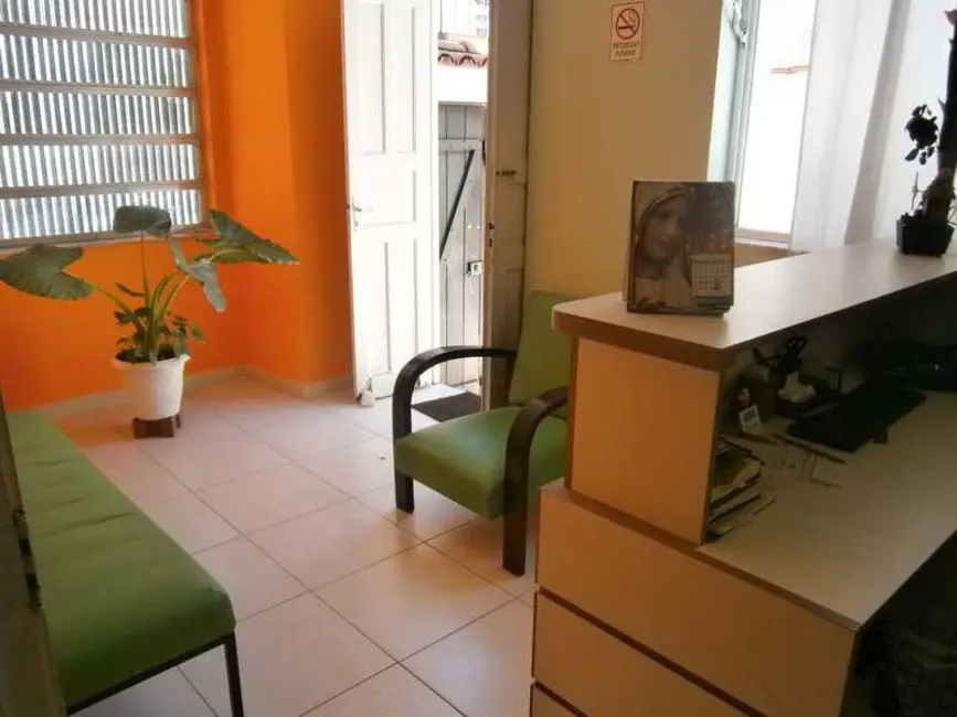 Foto 2 de Casa Comercial com 8 quartos para alugar, 350m2 em Rio De Janeiro - RJ