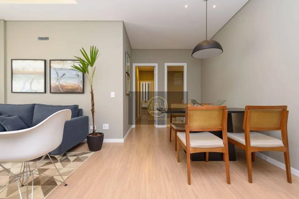 Apartamento com 3 quartos à venda, 111m2 em Bigorrilho, Curitiba - PR - imagem 5 Foto 5 de Apartamento com 3 quartos à venda, 111m2 em Bigorrilho, Curitiba - PR