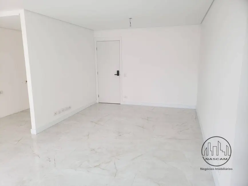 Apartamento com 2 quartos à venda e para alugar, 87m2 em Mercês, Curitiba - PR - imagem 8 Foto 8 de Apartamento com 2 quartos à venda e para alugar, 87m2 em Mercês, Curitiba - PR