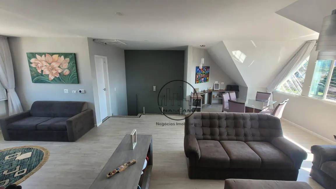 Sobrado com 3 quartos à venda, 80m2 em Pilarzinho, Curitiba - PR - imagem 6 Foto 6 de Sobrado com 3 quartos à venda, 80m2 em Pilarzinho, Curitiba - PR