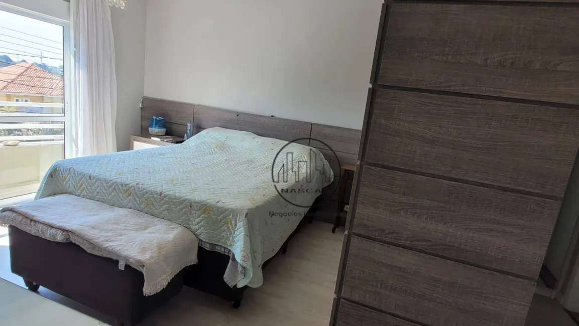 Foto 19 de Sobrado com 3 quartos à venda, 80m2 em Pilarzinho, Curitiba - PR