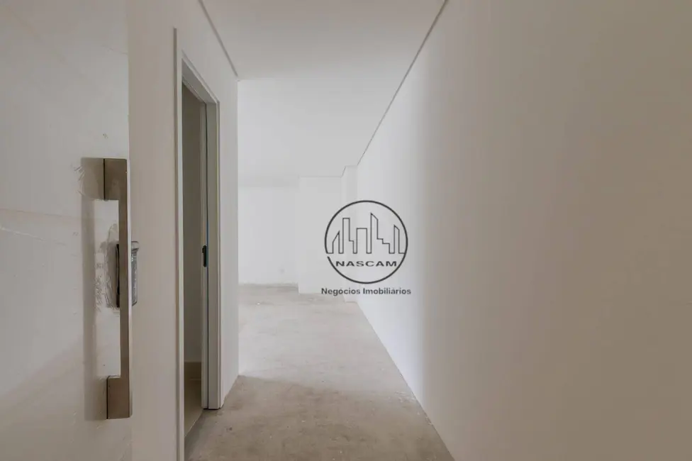 Apartamento com 4 quartos à venda, 177m2 em Água Verde, Curitiba - PR - imagem 4 Foto 4 de Apartamento com 4 quartos à venda, 177m2 em Água Verde, Curitiba - PR