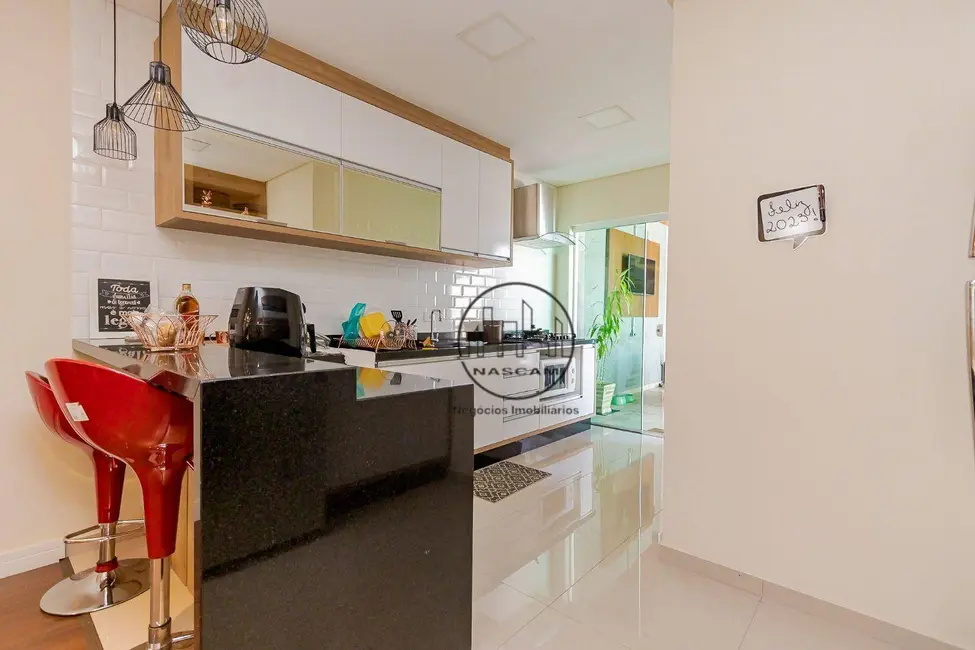 Casa com 2 quartos à venda, 200m2 em Barreirinha, Curitiba - PR - imagem 8 Foto 8 de Casa com 2 quartos à venda, 200m2 em Barreirinha, Curitiba - PR