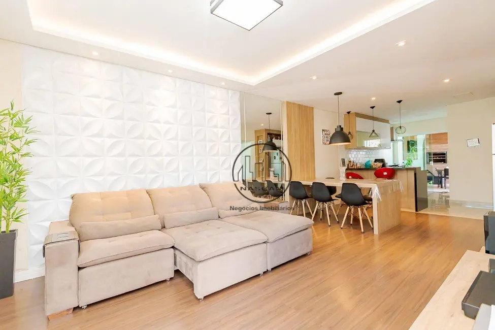 Casa com 2 quartos à venda, 200m2 em Barreirinha, Curitiba - PR - imagem 6 Foto 6 de Casa com 2 quartos à venda, 200m2 em Barreirinha, Curitiba - PR