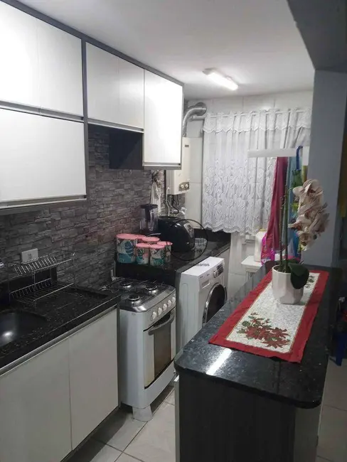 Foto 4 de Apartamento com 2 quartos à venda, 45m2 em Capão Raso, Curitiba - PR