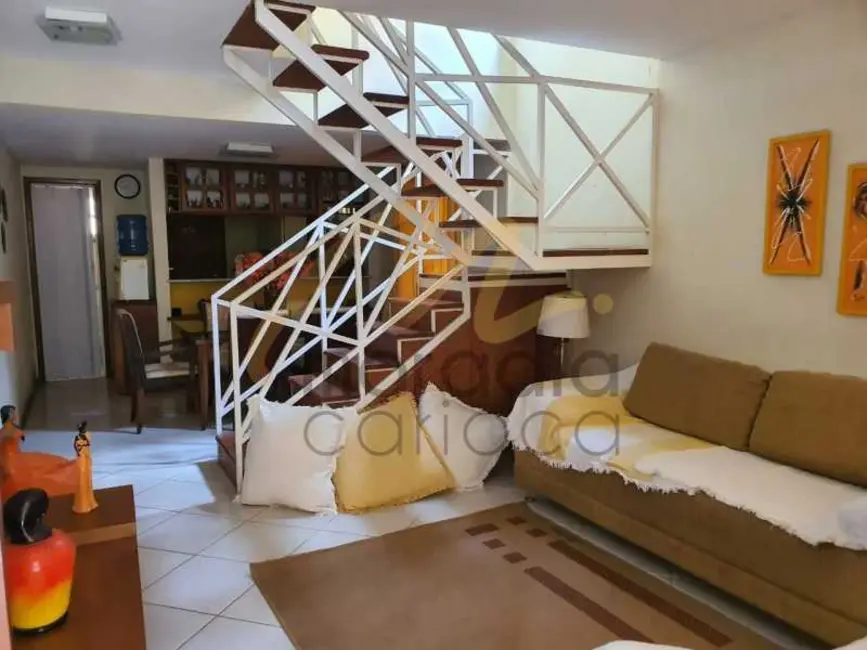 Foto 4 de Casa de Condomínio com 2 quartos à venda e para alugar, 80m2 em Armacao Dos Buzios - RJ