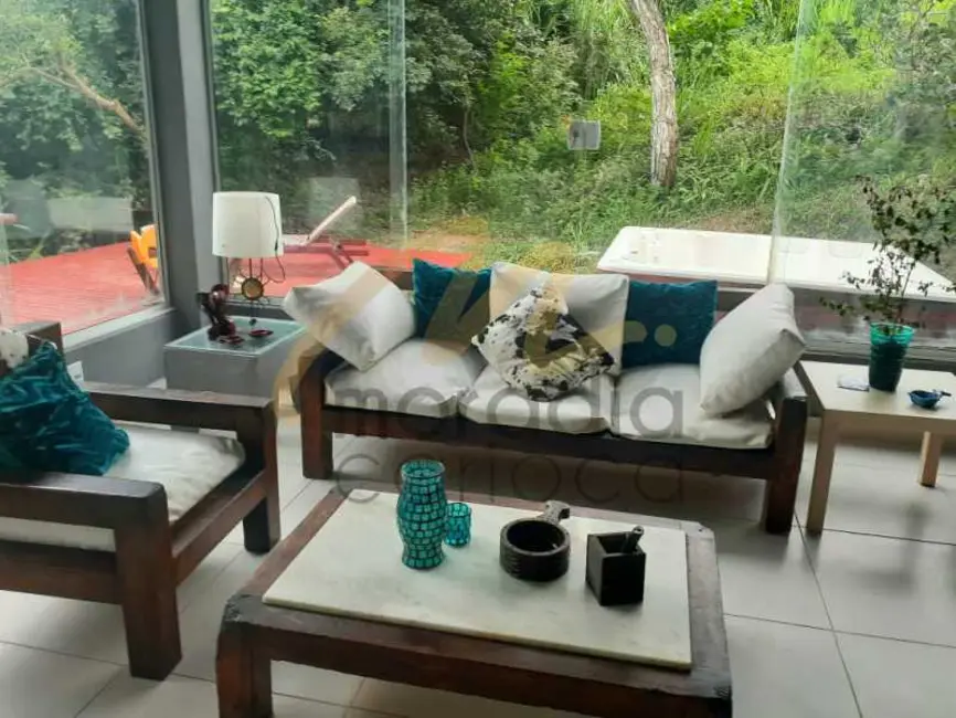 Foto 1 de Casa de Condomínio com 6 quartos à venda e para alugar, 200m2 em Armacao Dos Buzios - RJ