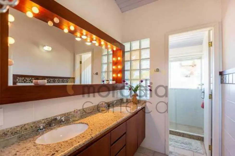 Foto 8 de Casa com 4 quartos à venda, 300m2 em Armacao Dos Buzios - RJ