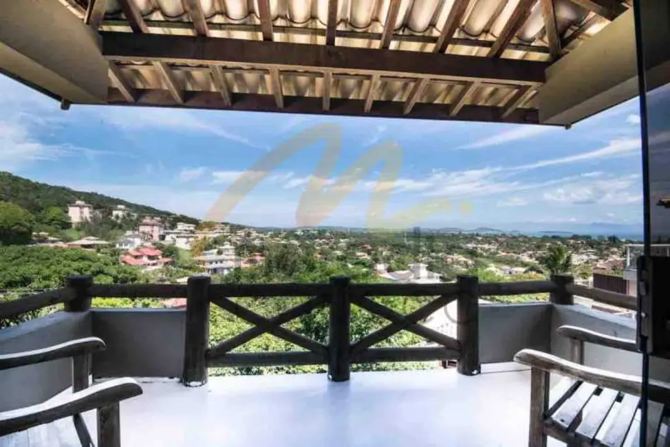 Foto 3 de Casa com 5 quartos para alugar, 250m2 em Armacao Dos Buzios - RJ