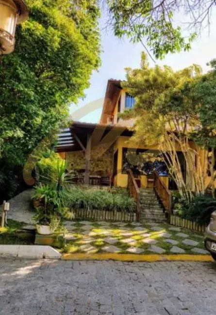 Foto 2 de Casa de Condomínio com 4 quartos à venda, 150m2 em Armacao Dos Buzios - RJ