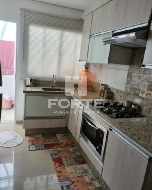 Foto 4 de Casa com 2 quartos à venda, 48m2 em Mogi Das Cruzes - SP