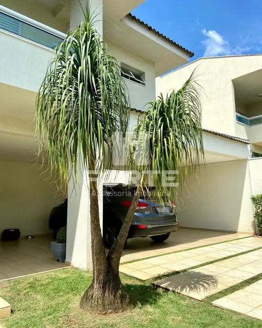 Foto 1 de Casa com 4 quartos à venda, 348m2 em Vila Oliveira, Mogi Das Cruzes - SP