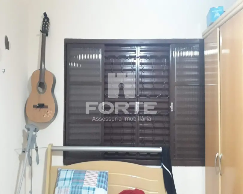 Foto 2 de Casa com 2 quartos à venda, 300m2 em Jardim Aeroporto II, Mogi Das Cruzes - SP