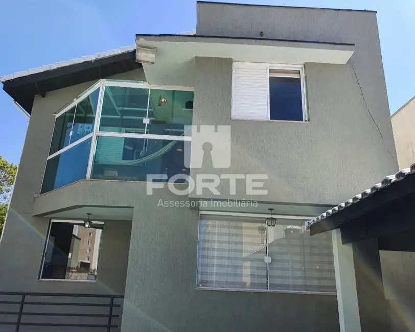 Foto 1 de Casa com 3 quartos à venda, 282m2 em Vila Oliveira, Mogi Das Cruzes - SP