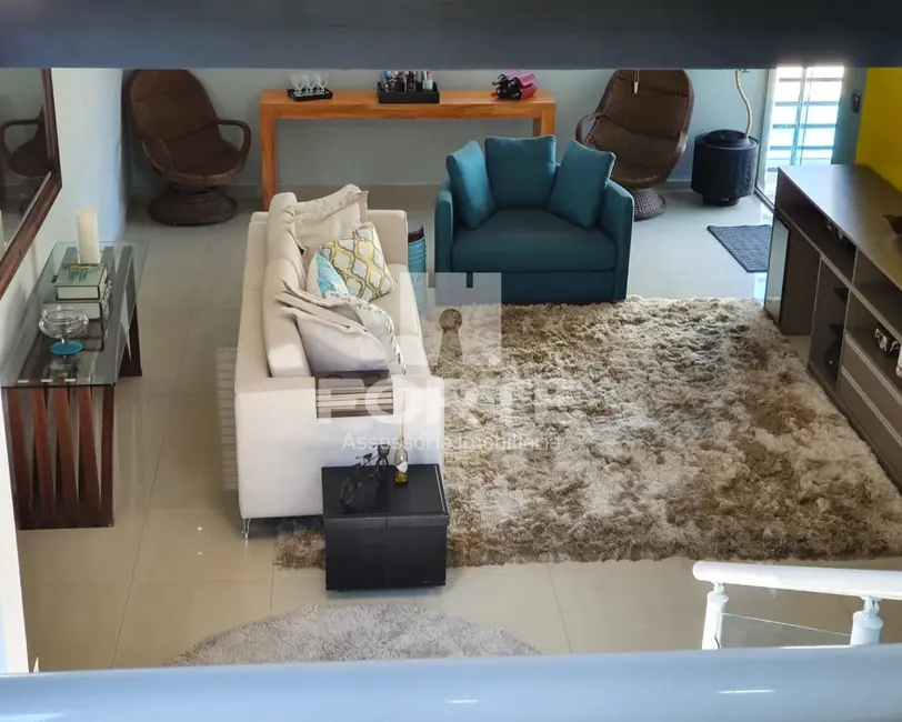 Foto 3 de Casa com 3 quartos à venda, 282m2 em Vila Oliveira, Mogi Das Cruzes - SP