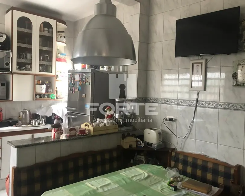 Foto 7 de Casa com 3 quartos à venda, 300m2 em Vila Oliveira, Mogi Das Cruzes - SP