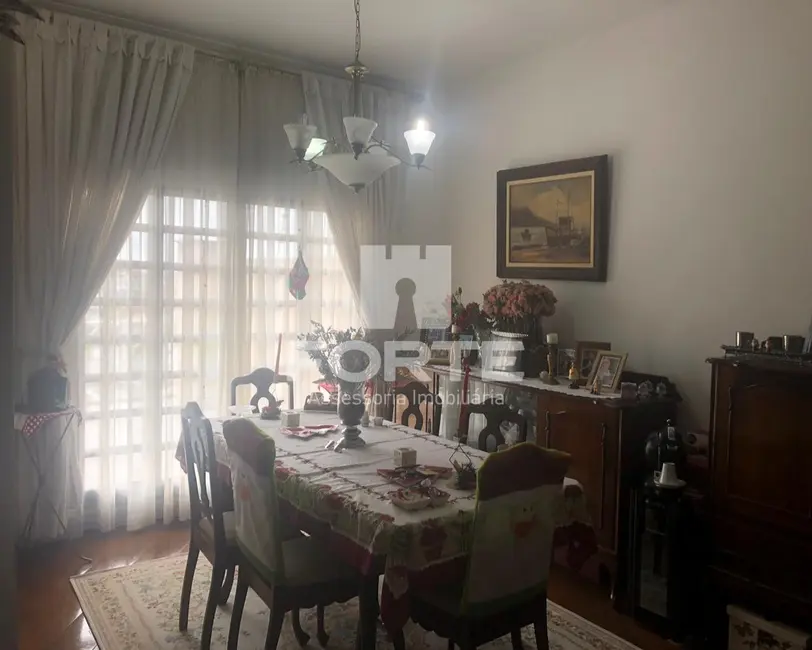 Foto 3 de Casa com 3 quartos à venda, 300m2 em Vila Oliveira, Mogi Das Cruzes - SP