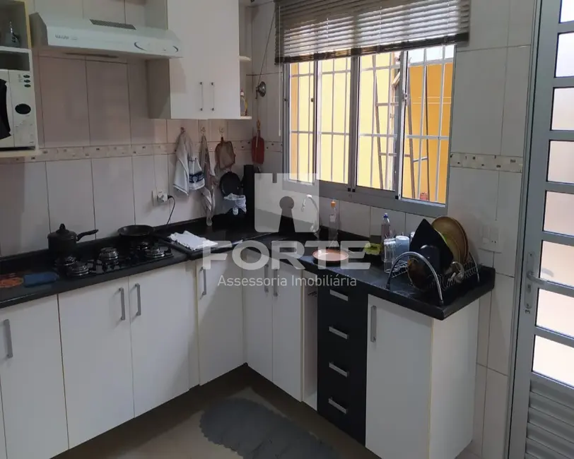 Foto 4 de Casa com 2 quartos à venda, 166m2 em Vila Mogilar, Mogi Das Cruzes - SP