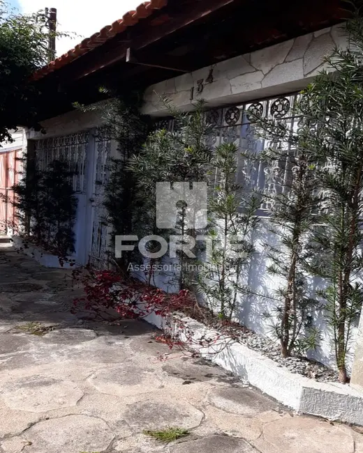 Casa com 4 quartos à venda e para alugar, 234m2 em Jardim Medina, Poa - SP - imagem 5 Foto 5 de Casa com 4 quartos à venda e para alugar, 234m2 em Jardim Medina, Poa - SP