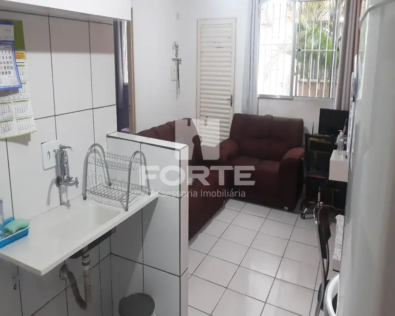 Apartamento com 2 quartos à venda, 44m2 em Jardim Itamarati, Poa - SP - imagem 8 Foto 8 de Apartamento com 2 quartos à venda, 44m2 em Jardim Itamarati, Poa - SP