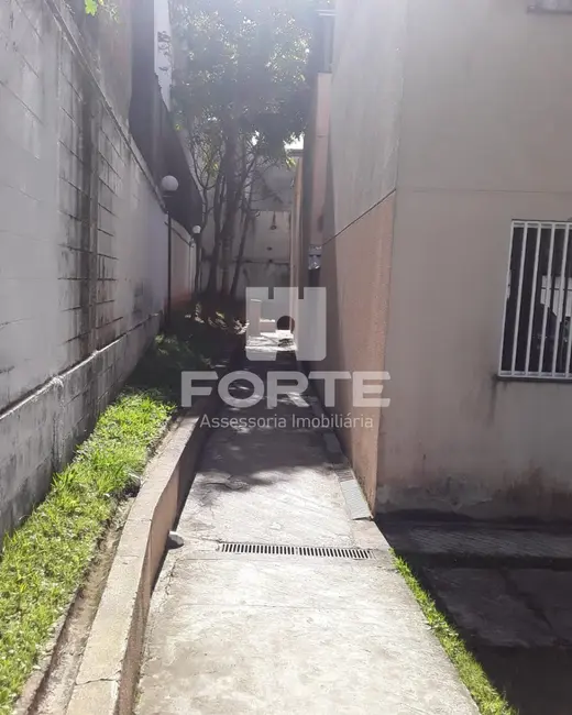 Foto 29 de Apartamento com 2 quartos à venda, 50m2 em Jardim Itamarati, Poa - SP