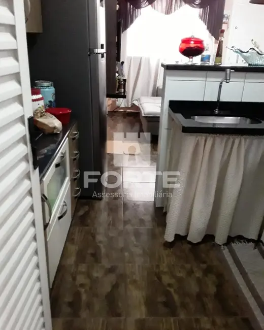 Foto 14 de Apartamento com 2 quartos à venda, 50m2 em Jardim Itamarati, Poa - SP