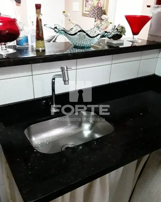 Foto 10 de Apartamento com 2 quartos à venda, 50m2 em Jardim Itamarati, Poa - SP