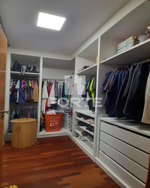 Foto 7 de Casa com 4 quartos à venda, 290m2 em Parque Residencial Itapeti, Mogi Das Cruzes - SP