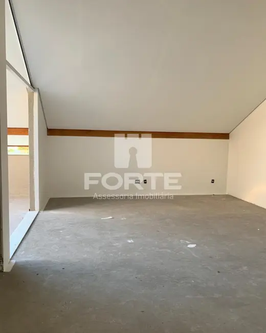 Foto 6 de Casa com 3 quartos à venda, 640m2 em Jardim Armênia, Mogi Das Cruzes - SP