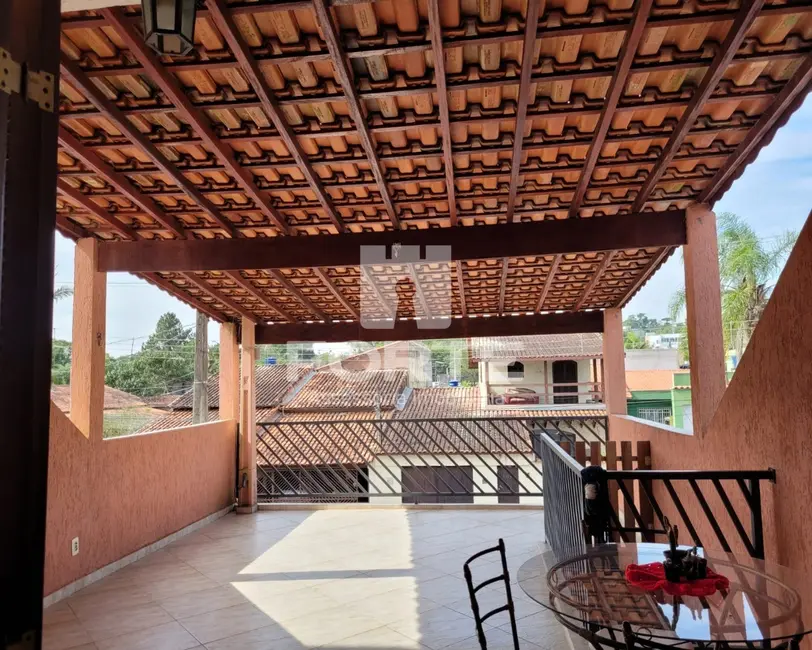 Foto 6 de Casa com 3 quartos à venda, 191m2 em Jardim São Pedro, Mogi Das Cruzes - SP