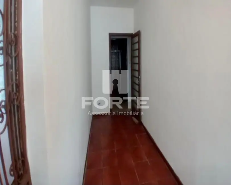 Casa com 2 quartos à venda, 237m2 em Vila Presidente Wilson, Mogi Das Cruzes - SP - imagem 3 Foto 3 de Casa com 2 quartos à venda, 237m2 em Vila Presidente Wilson, Mogi Das Cruzes - SP