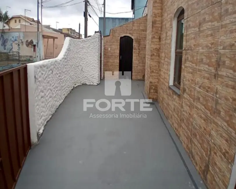 Casa com 2 quartos à venda, 237m2 em Vila Presidente Wilson, Mogi Das Cruzes - SP - imagem 6 Foto 6 de Casa com 2 quartos à venda, 237m2 em Vila Presidente Wilson, Mogi Das Cruzes - SP