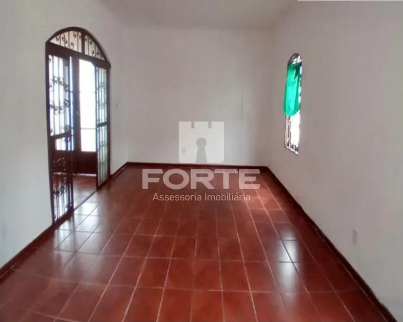 Casa com 2 quartos à venda, 237m2 em Vila Presidente Wilson, Mogi Das Cruzes - SP - imagem 1 Foto 1 de Casa com 2 quartos à venda, 237m2 em Vila Presidente Wilson, Mogi Das Cruzes - SP