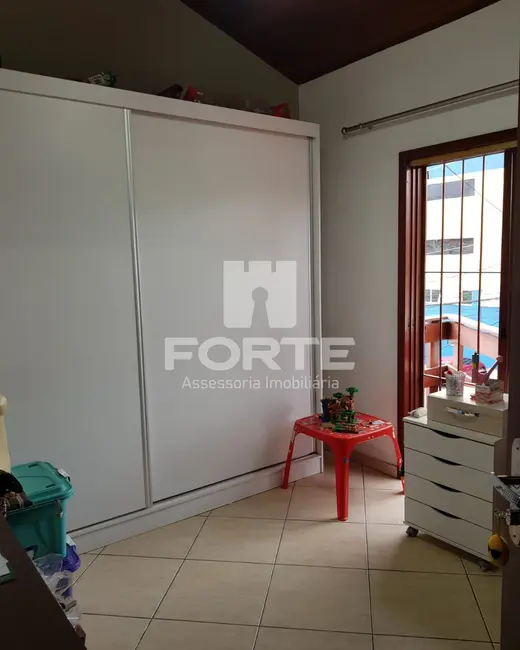 Foto 7 de Casa com 3 quartos à venda, 150m2 em Chácara Jafet, Mogi Das Cruzes - SP