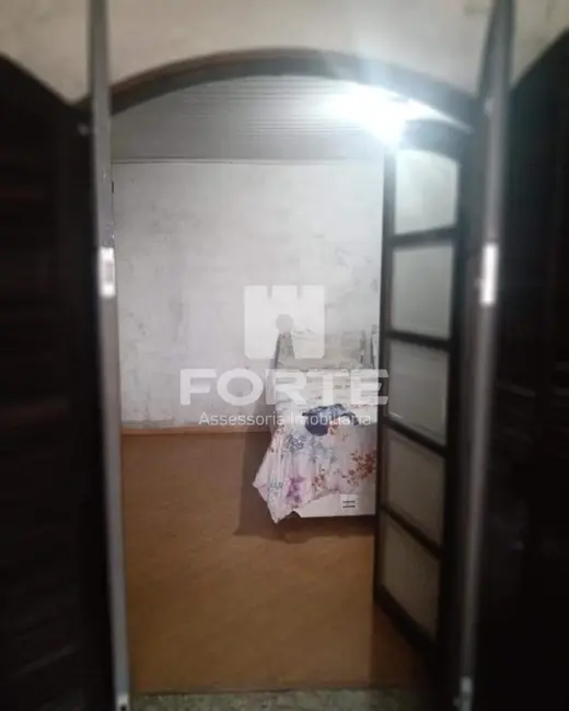 Casa com 3 quartos à venda, 220m2 em Centro, Poa - SP - imagem 2 Foto 2 de Casa com 3 quartos à venda, 220m2 em Centro, Poa - SP