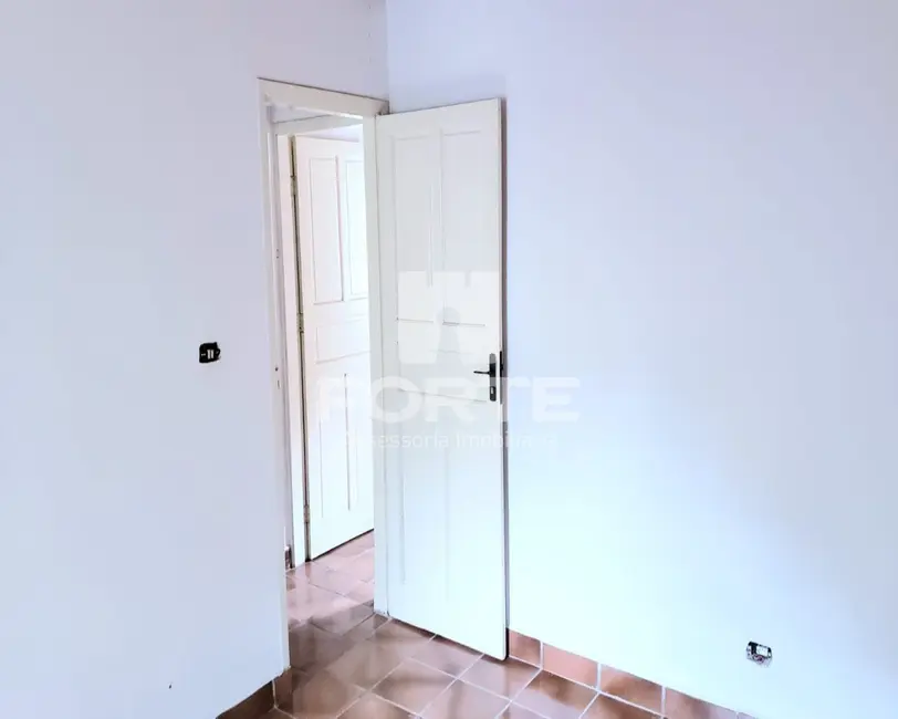 Chácara com 2 quartos à venda, 100m2 em Meu Cantinho, Suzano - SP - imagem 6 Foto 6 de Chácara com 2 quartos à venda, 100m2 em Meu Cantinho, Suzano - SP