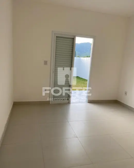 Foto 8 de Casa com 2 quartos à venda, 157m2 em Mogi Das Cruzes - SP