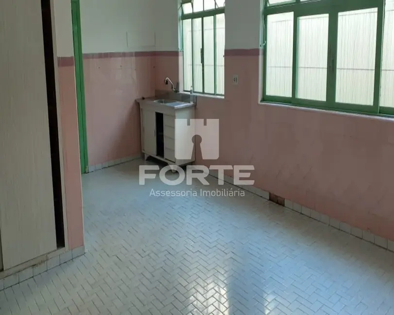 Casa com 3 quartos à venda, 1000m2 em Vila Costa, Suzano - SP - imagem 7 Foto 7 de Casa com 3 quartos à venda, 1000m2 em Vila Costa, Suzano - SP