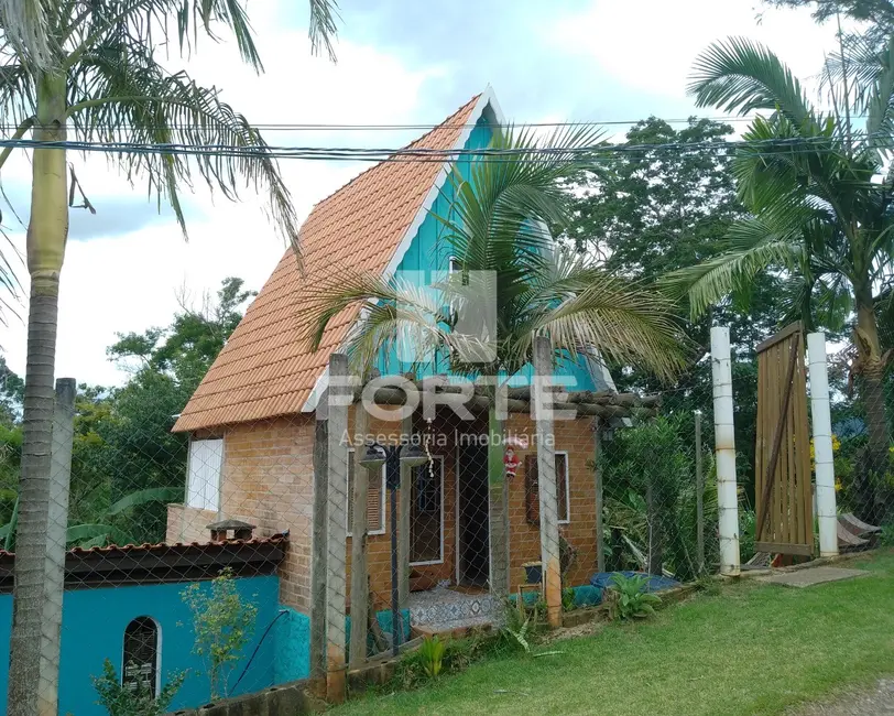 Foto 1 de Chácara com 2 quartos à venda, 90m2 em Mogi Das Cruzes - SP