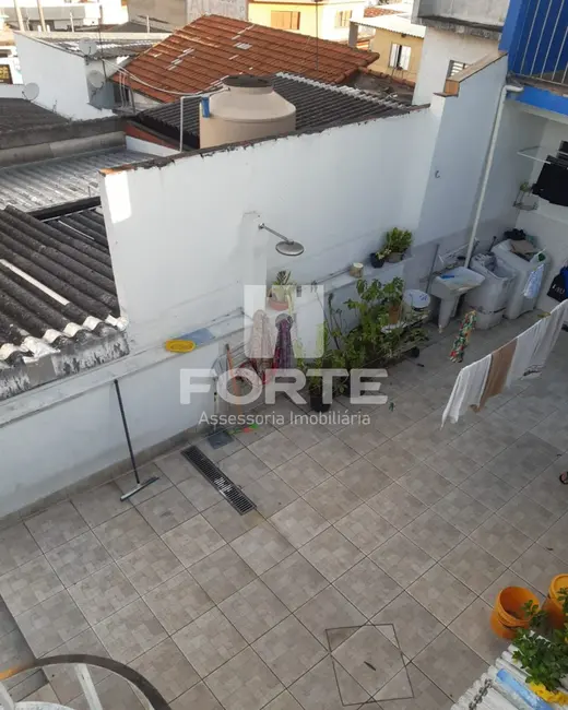 Casa com 2 quartos à venda, 235m2 em Vila Liviero, São Paulo - SP - imagem 4 Foto 4 de Casa com 2 quartos à venda, 235m2 em Vila Liviero, São Paulo - SP
