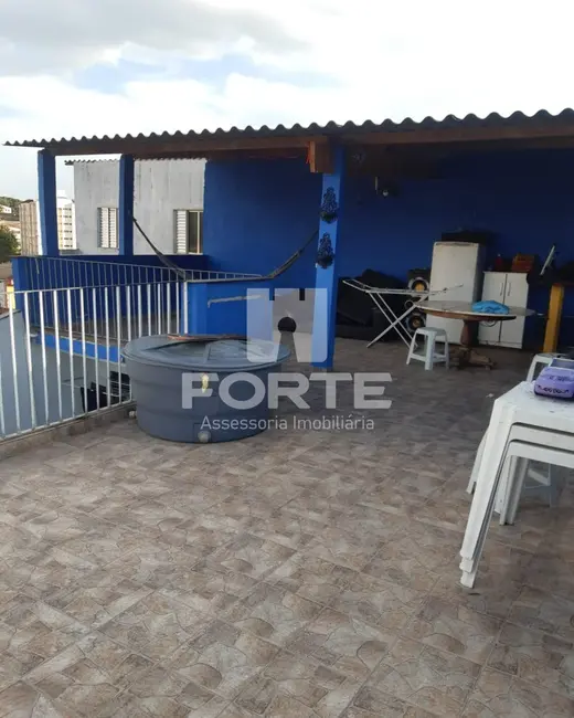 Casa com 2 quartos à venda, 235m2 em Vila Liviero, São Paulo - SP - imagem 6 Foto 6 de Casa com 2 quartos à venda, 235m2 em Vila Liviero, São Paulo - SP