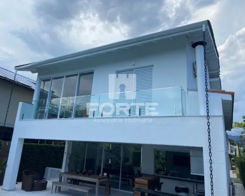 Foto 3 de Casa de Condomínio com 3 quartos à venda, 279m2 em Bertioga - SP