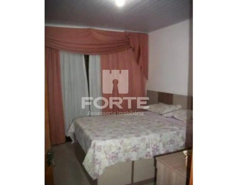 Foto 2 de Casa com 4 quartos à venda, 294m2 em Vila Virgínia, Itaquaquecetuba - SP